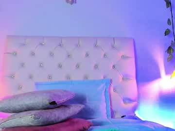 Isabella_Flowerss Chaturbate stream image from July 17, 2025