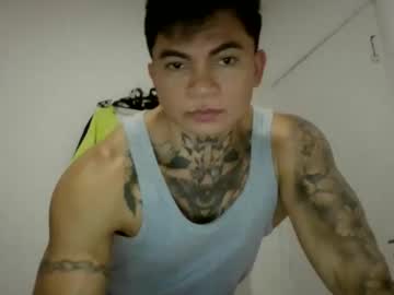 Rogerboy2 Chaturbate stream image from July 17, 2025