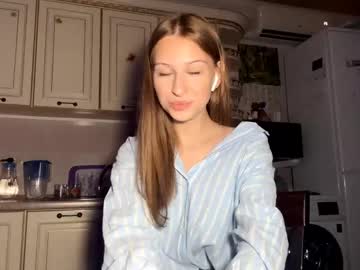 Bloody_Petal Chaturbate stream image from July 17, 2025