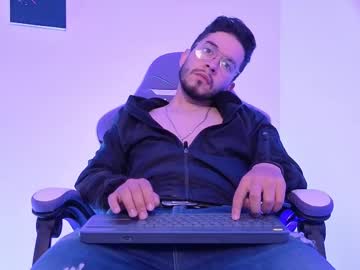 Logan__Miller Chaturbate stream image from July 17, 2025