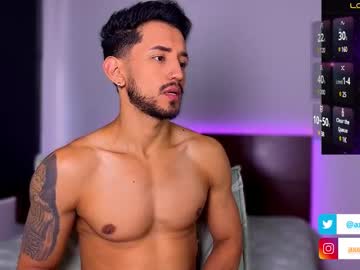 Axelking13 Chaturbate stream image from July 17, 2025