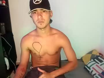 Darwinsaldarriaga13 Chaturbate stream image from July 17, 2025