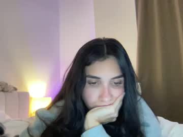 Anastasiapetitegirll Chaturbate stream image from July 17, 2025