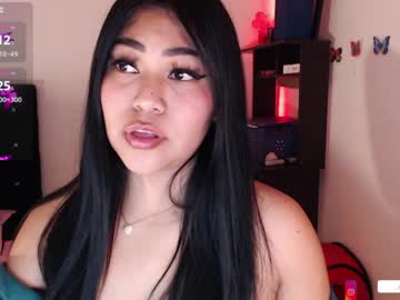 Sarahh_11 Chaturbate stream image from July 17, 2025