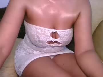 Isbpriya Chaturbate stream image from July 18, 2025