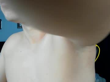Owengray2_ Chaturbate stream image from July 18, 2025