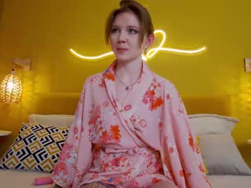 Lessysweety Chaturbate stream image from July 18, 2025