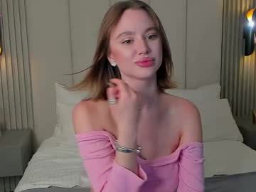 Likalush Chaturbate stream image from July 18, 2025