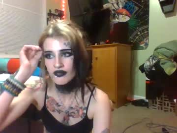 Mistresstori2121 Chaturbate stream image from July 18, 2025