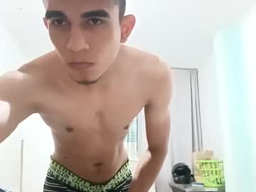 Sabormoreno25 Chaturbate stream image from July 18, 2025