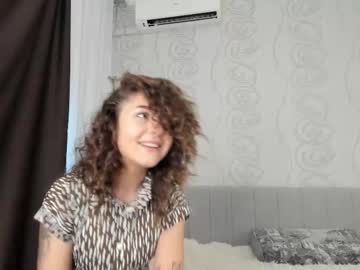Miamoreira Chaturbate stream image from July 18, 2025
