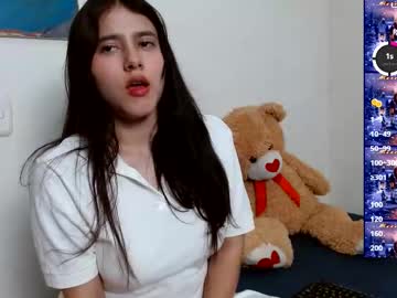 Vikysexy28 Chaturbate stream image from July 18, 2025