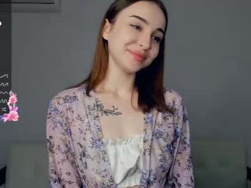 Puurelove Chaturbate stream image from July 18, 2025