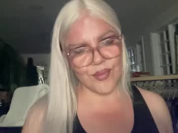 Alphatransmami Chaturbate stream image from July 18, 2025