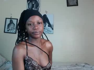 Candy_Cookie Chaturbate stream image from July 18, 2025