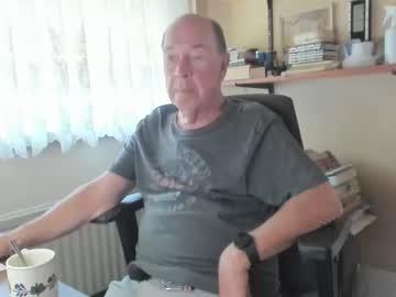 Cammee Chaturbate stream image from July 18, 2025