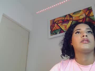 Isabellat111383 Chaturbate stream image from July 18, 2025