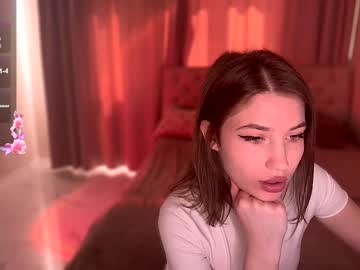 Evaatom Chaturbate stream image from July 18, 2025