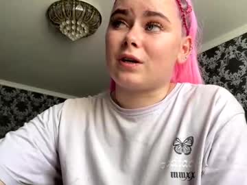 Odiliacanterbury Chaturbate stream image from July 18, 2025