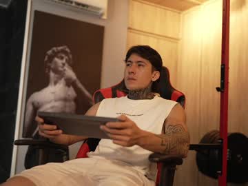 Thomasscollinss Chaturbate stream image from July 18, 2025