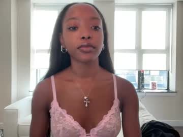 Cuntyanna Chaturbate stream image from July 18, 2025