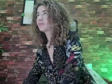 Charlotte1117 Chaturbate stream image from July 18, 2025