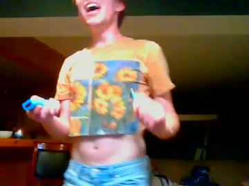 Twnkginger Chaturbate stream image from July 18, 2025