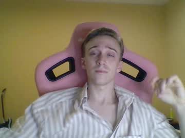 Datalian Chaturbate stream image from July 18, 2025