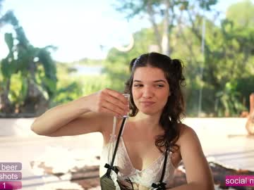Loollypop24 Chaturbate stream image from July 18, 2025