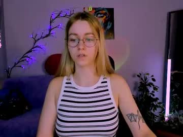 Moana_Dreams Chaturbate stream image from July 18, 2025