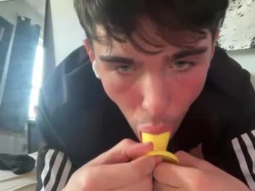 Natekensington Chaturbate stream image from July 18, 2025