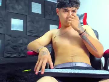 Nathanboos Chaturbate stream image from July 18, 2025