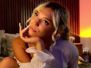 Bambidreamm Chaturbate stream image from July 18, 2025
