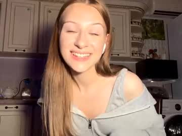 Bloody_Petal Chaturbate stream image from July 18, 2025