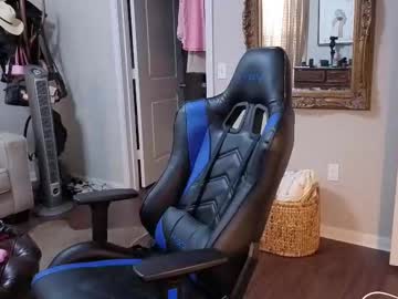 Str8whiteboy21 Chaturbate stream image from July 18, 2025