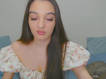 Yourdreammary Chaturbate stream image from July 18, 2025