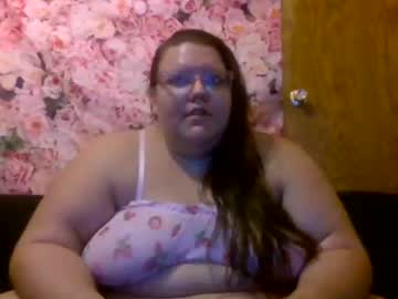 Bobbibuttercream Chaturbate stream image from July 19, 2025