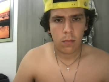 Papo97851 Chaturbate stream image from July 19, 2025