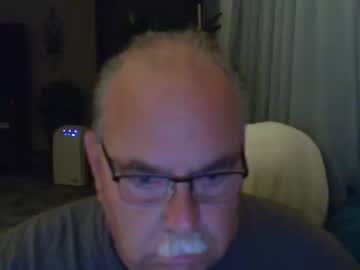 Earl52 Chaturbate stream image from July 19, 2025