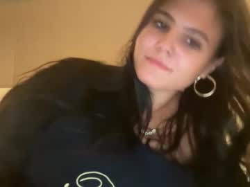 Mooniminx Chaturbate stream image from July 19, 2025