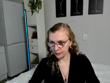 Wet_Milff Chaturbate stream image from July 19, 2025