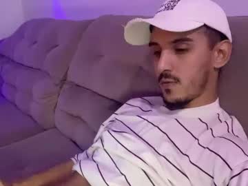 Aelucius Chaturbate stream image from July 19, 2025