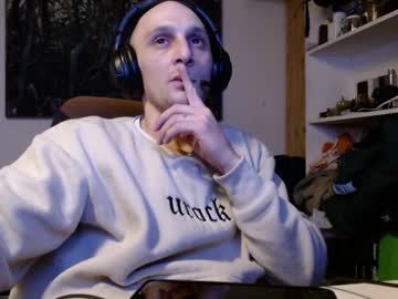 Bigefloreal Chaturbate stream image from July 19, 2025
