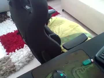 Thrthrd Chaturbate stream image from July 19, 2025