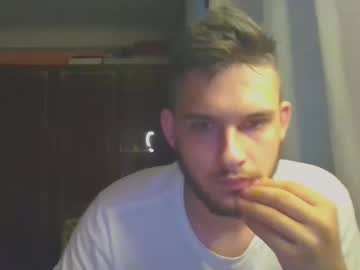 Lumut24 Chaturbate stream image from July 19, 2025