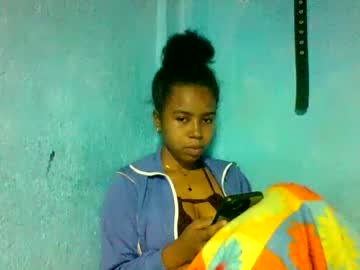 Orella16 Chaturbate stream image from July 19, 2025
