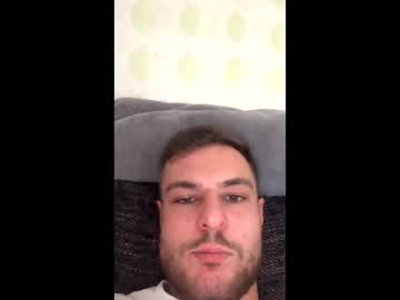 Doggylover222 Chaturbate stream image from July 19, 2025