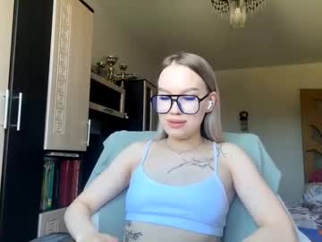 Cloudy_Princess Chaturbate stream image from July 19, 2025