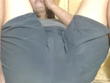 Kissableapple Chaturbate stream image from July 19, 2025