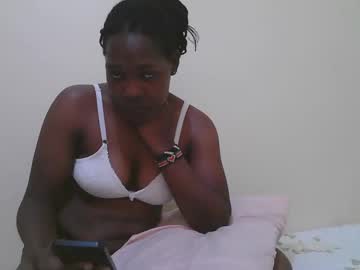 Cassie_En Chaturbate stream image from July 19, 2025